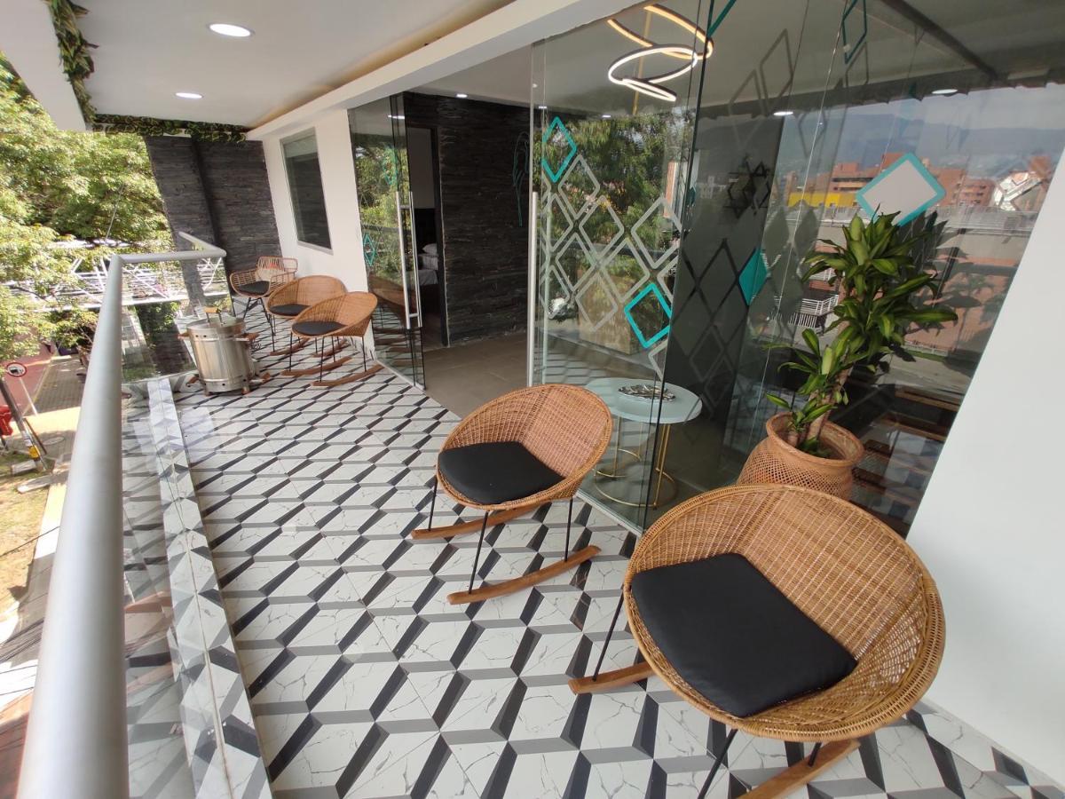 Hotel Nido de Loros Medellín Esterno foto