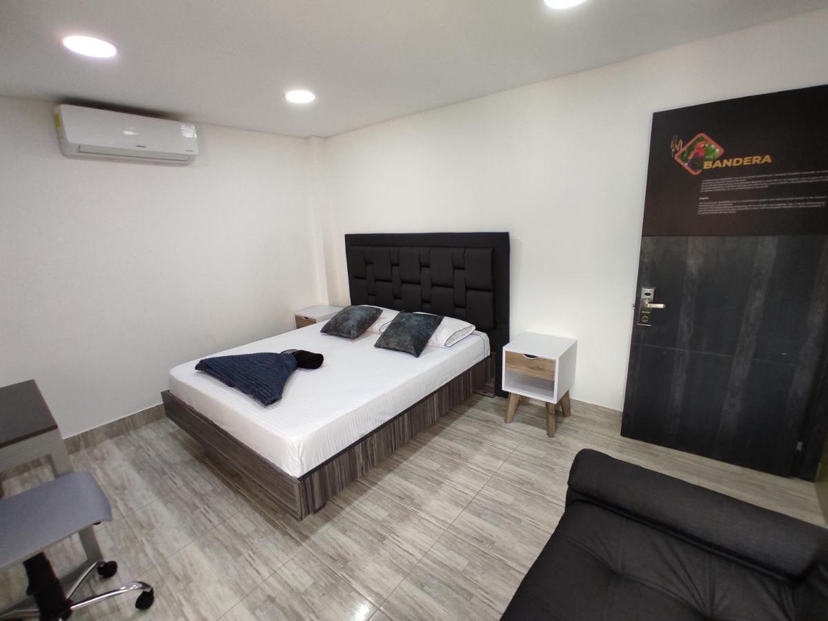 Hotel Nido de Loros Medellín Esterno foto