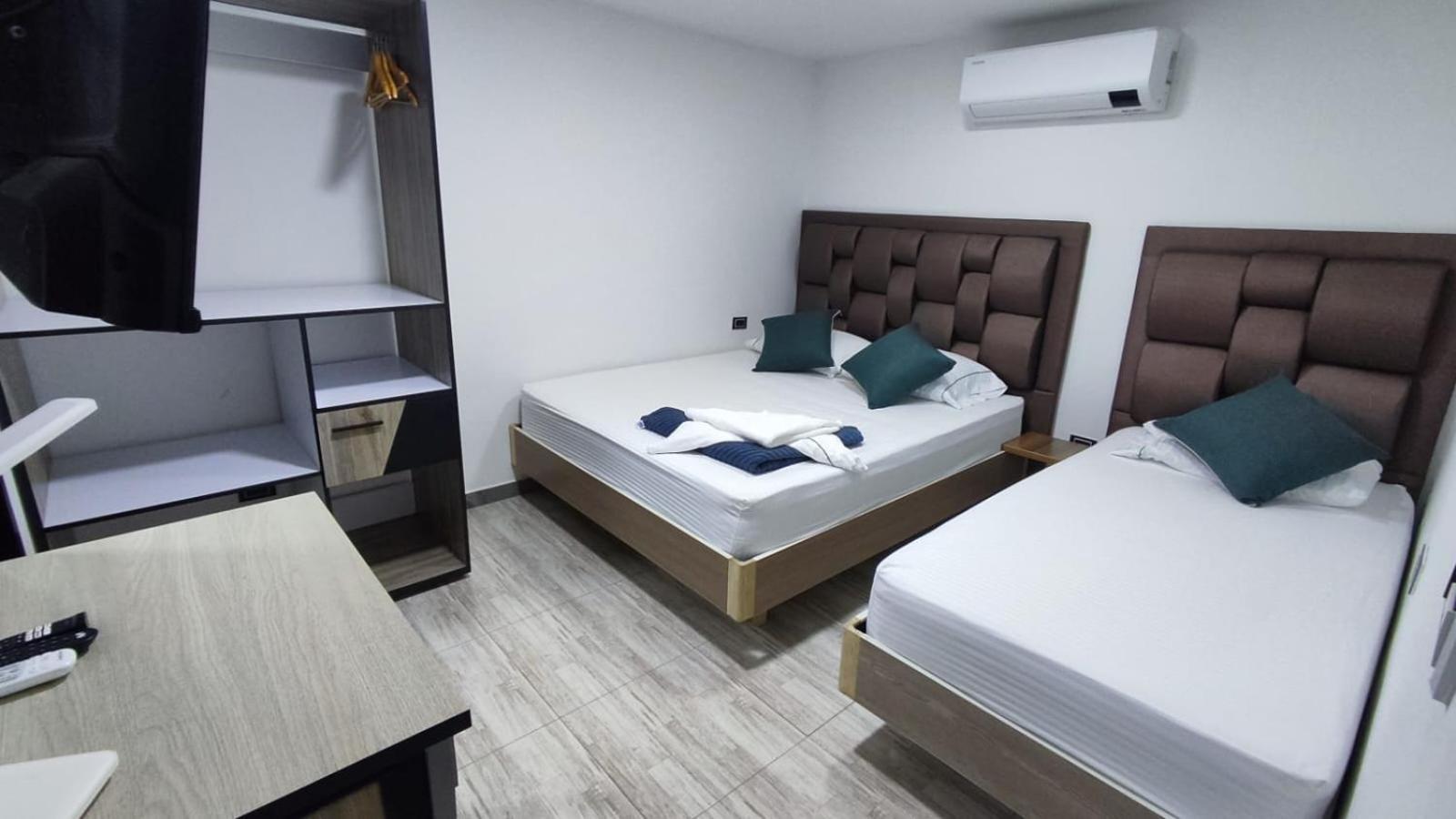 Hotel Nido de Loros Medellín Esterno foto