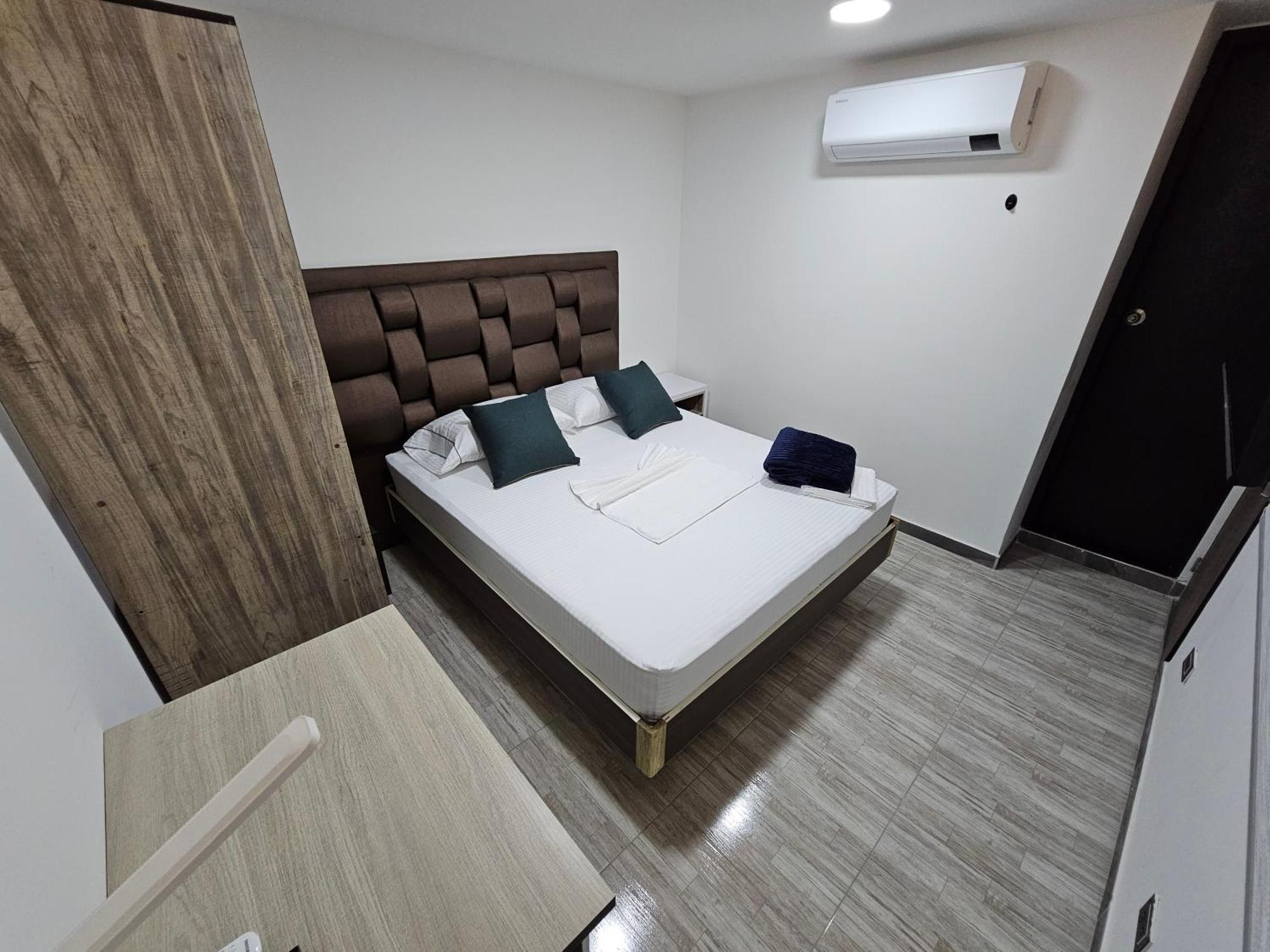 Hotel Nido de Loros Medellín Esterno foto
