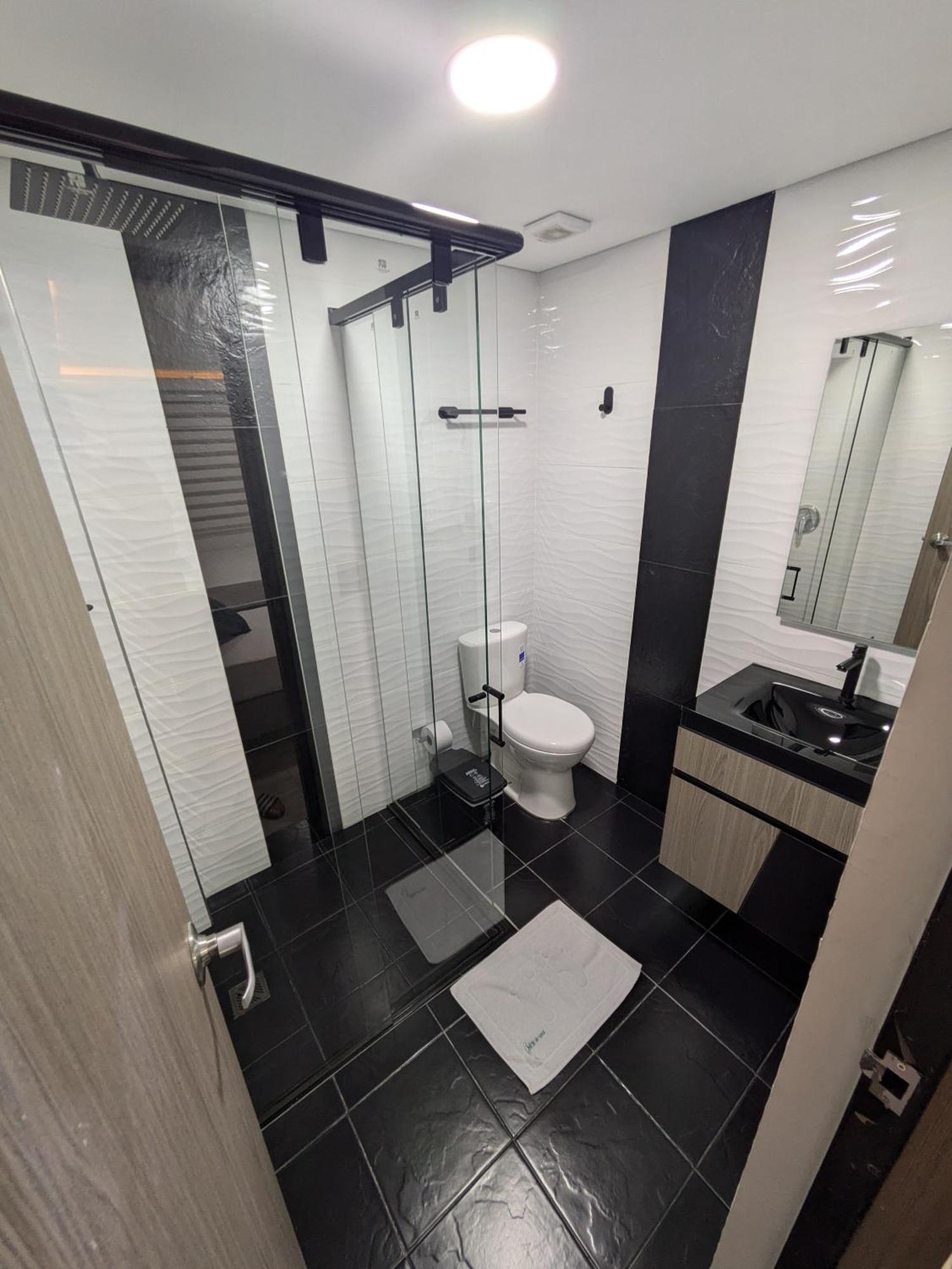 Hotel Nido de Loros Medellín Esterno foto